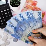 Mertua ikut campur urusan keuangan