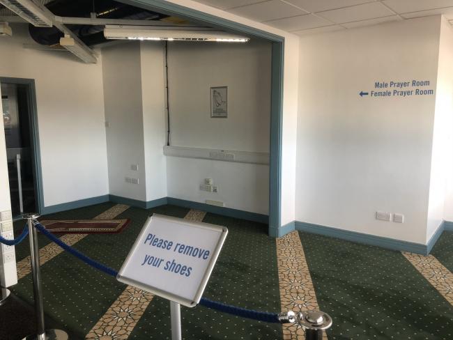 Stadion Blackburn Rovers Buka Ruang Shalat untuk Fans Muslim