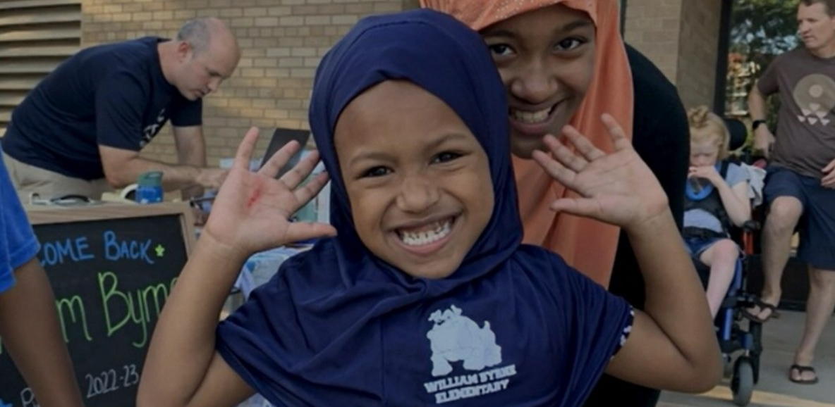 Sekolah di Minnesota Tawarkan Jilbab dengan Maskot Sekolah