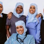 Petugas Kesehatan Ciptakan APD Hijab untuk Muslimah