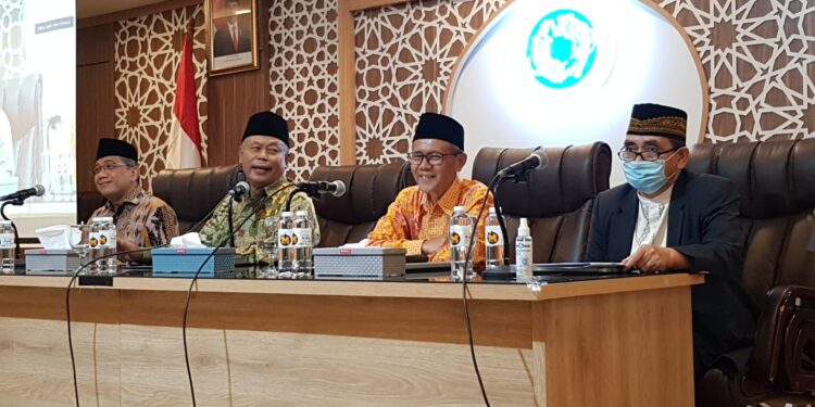 Refleksi Akhir Tahun Komisi Luar Negeri, Waketum MUI Sebut Indonesia Sorotan Perdamaian Dunia