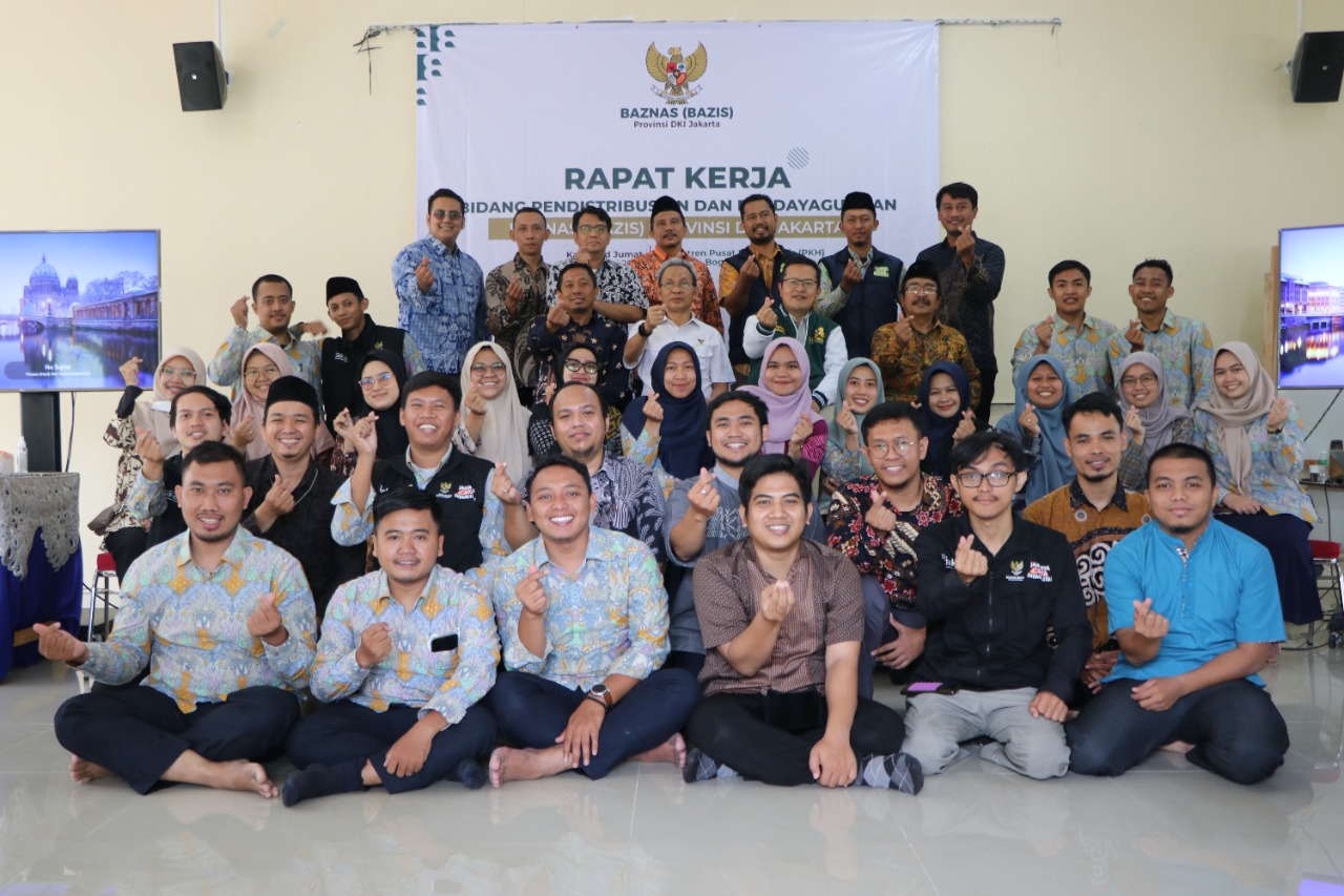 50 Karyawan BAZNAS BAZIS DKI Jakarta Gelar Rapat Kerja di Pesantren PKH