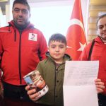 Bocah 9 Tahun Turki Sumbangkan Uang Korban Gempa ke Bulan Sabit Merah